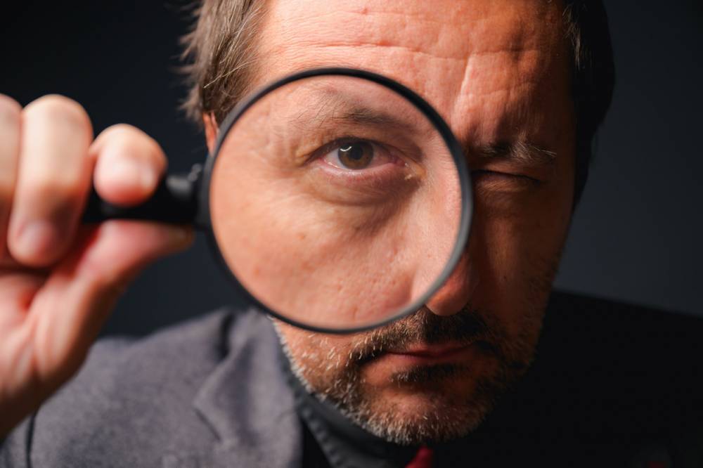 Tarifs de détective privé : comprendre les critères qui font